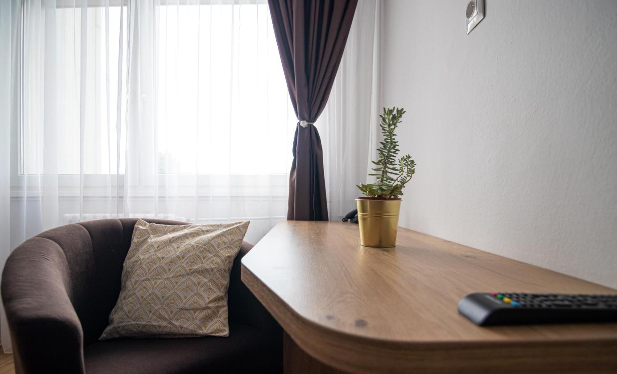 Hotel Akademia Кошице Екстер'єр фото
