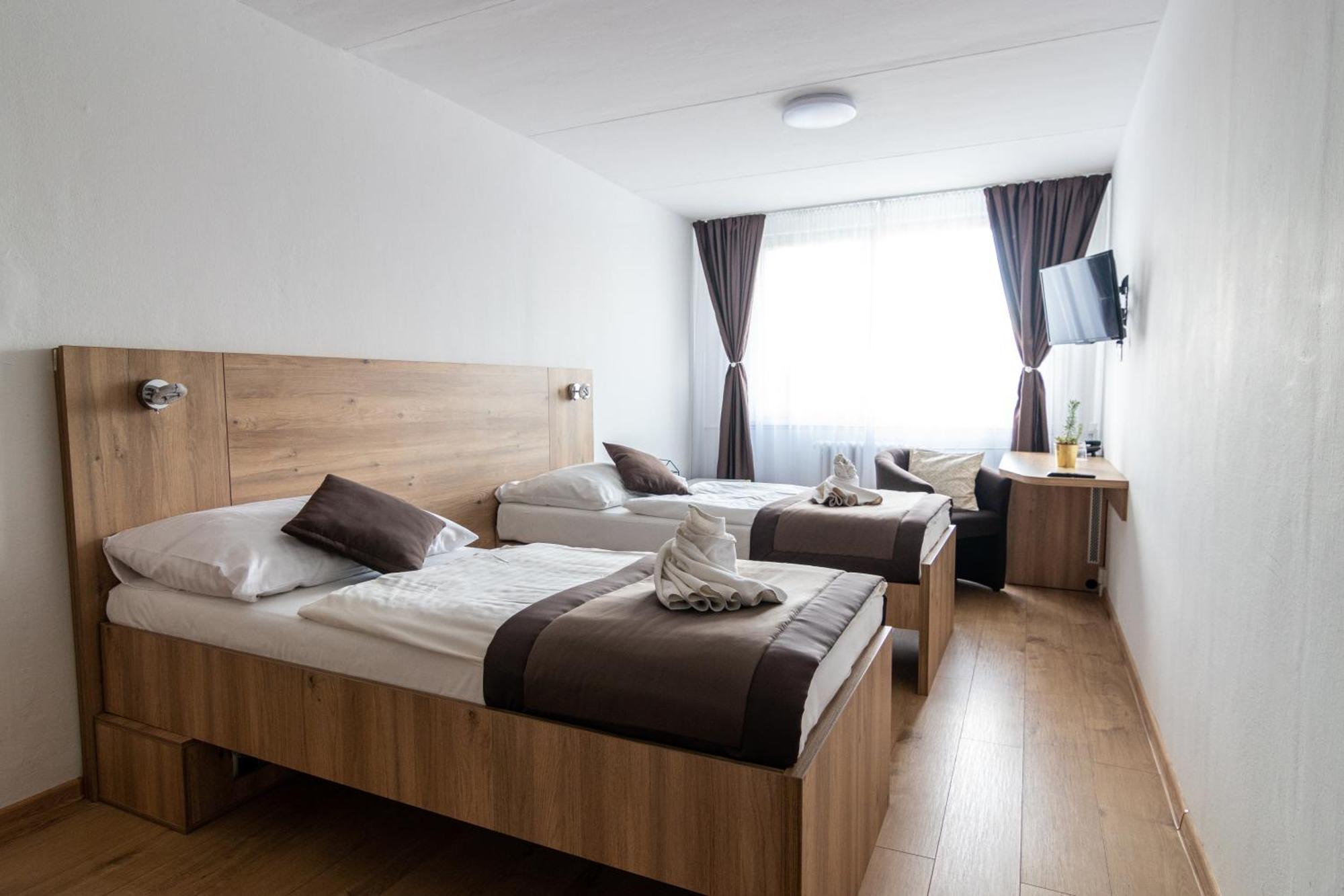 Hotel Akademia Кошице Екстер'єр фото
