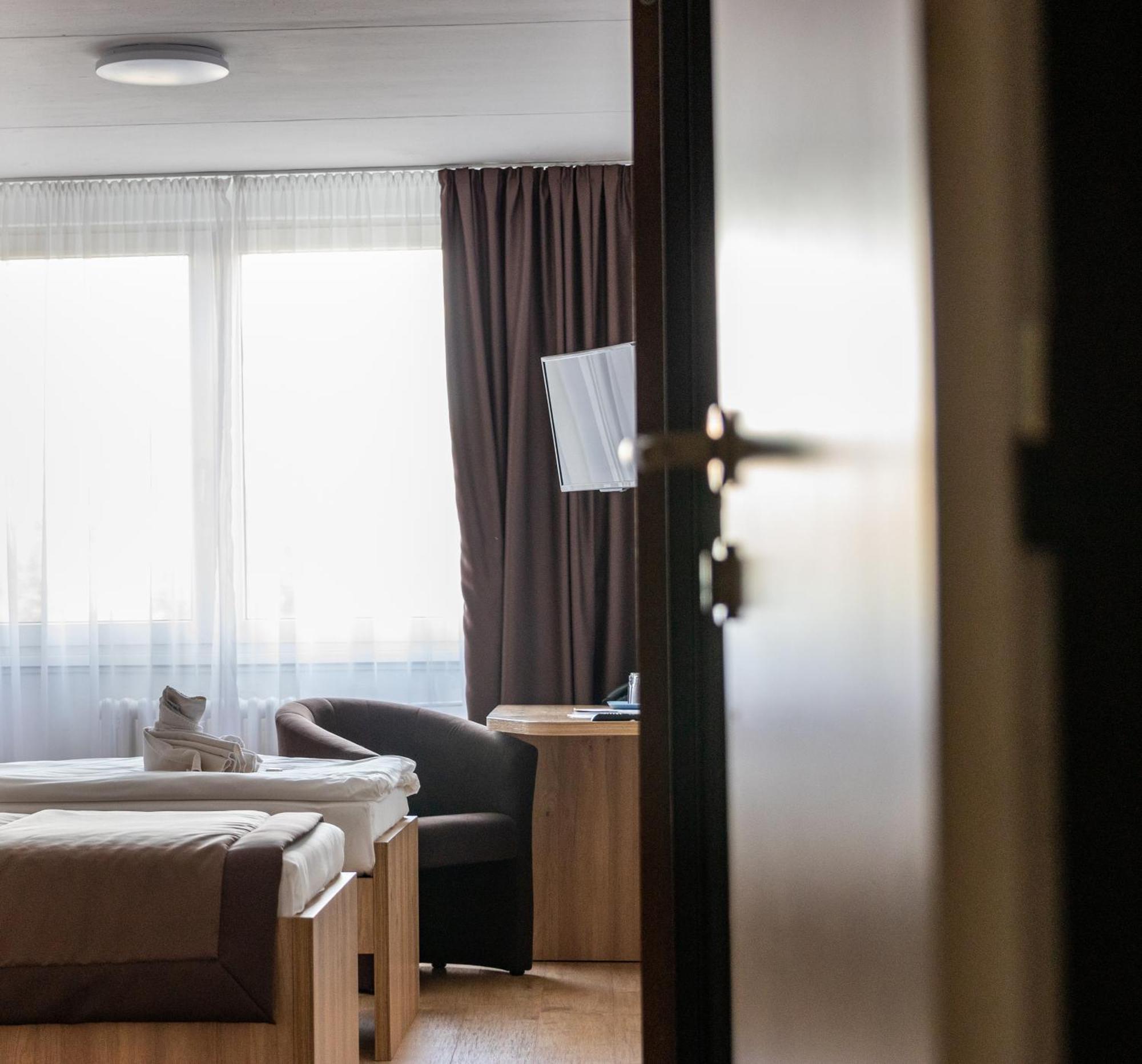 Hotel Akademia Кошице Екстер'єр фото